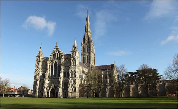 salisbury katedral bangunan gotik di dunia